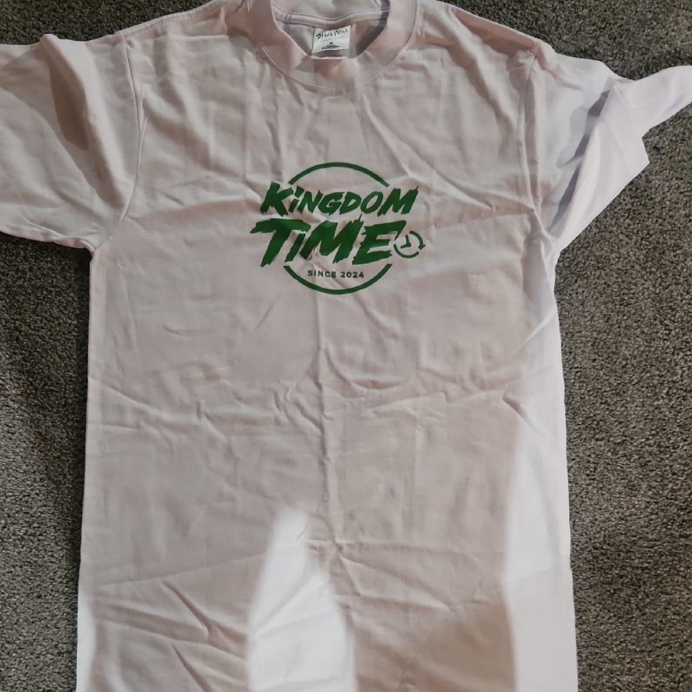 Women's Short Sleeve Tee in Light Pink
